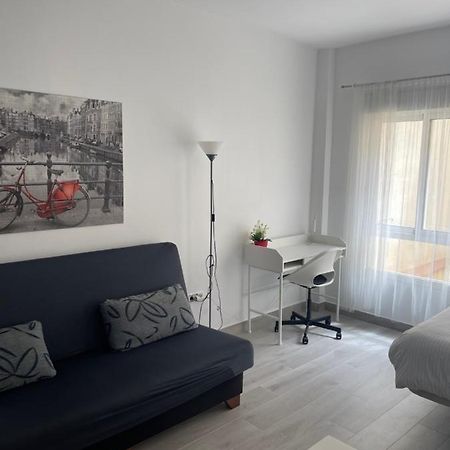 Victoria 68 Suite Málaga Eksteriør billede