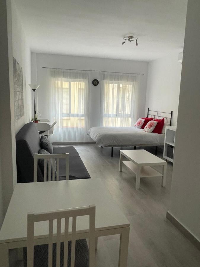 Victoria 68 Suite Málaga Eksteriør billede